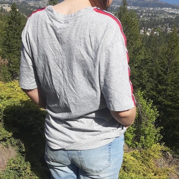 Gray Women's Top with Red Stripes - Picture 4 of 6